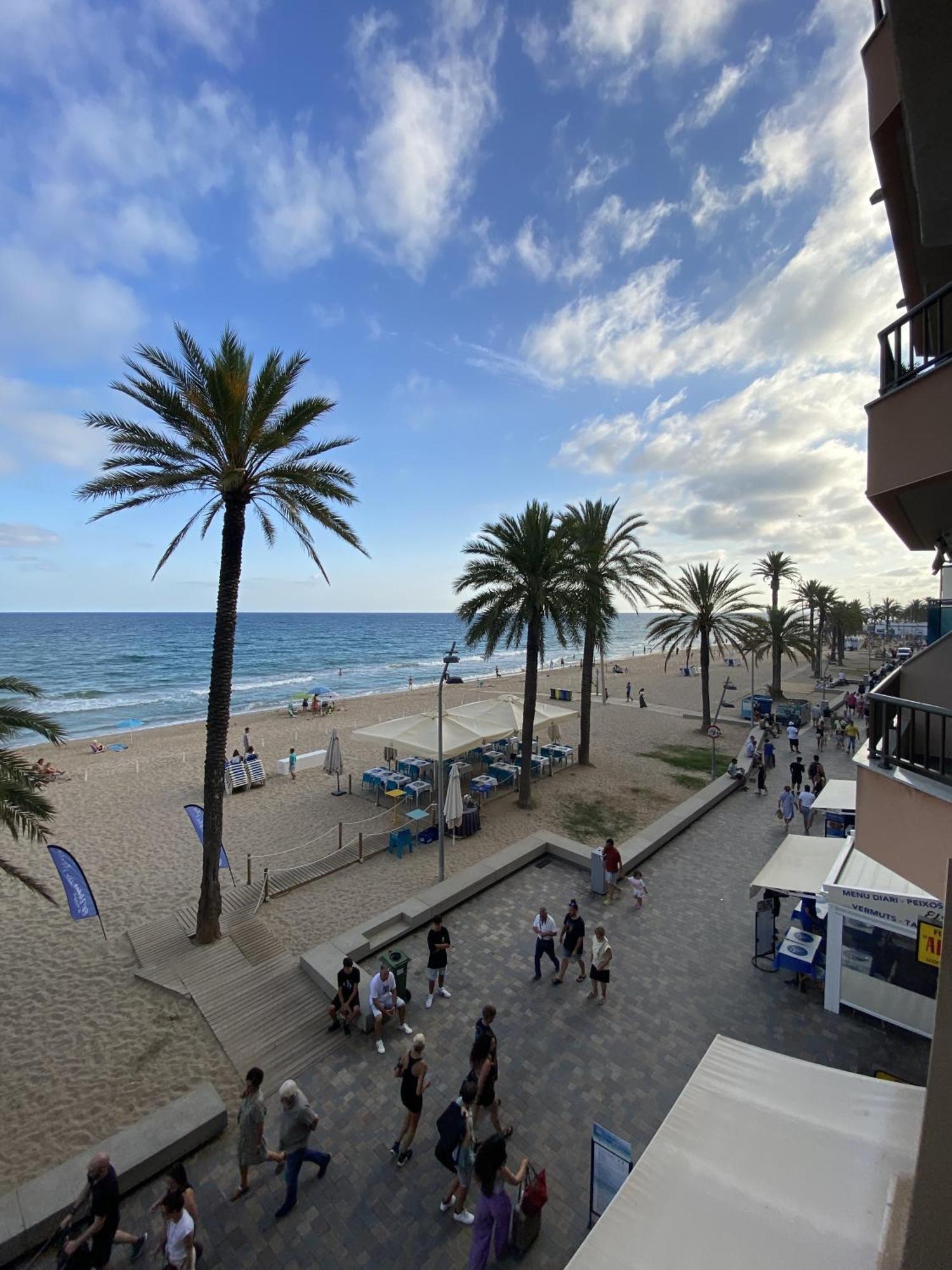 El Velero Una Terraza Al Mar Lejlighed Calafell Eksteriør billede